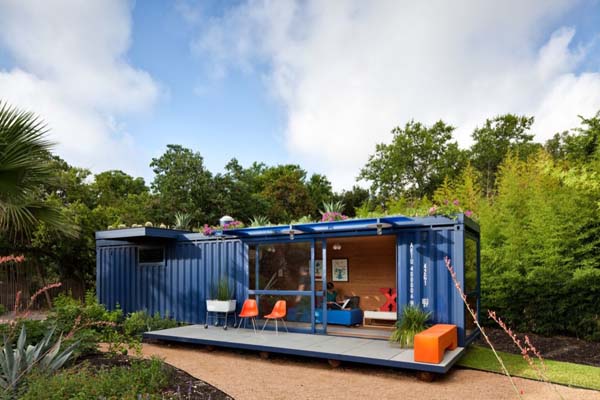 Container Guest House (17)