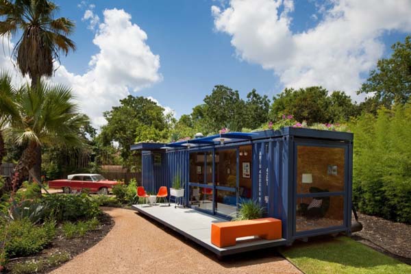 Container Guest House (2)