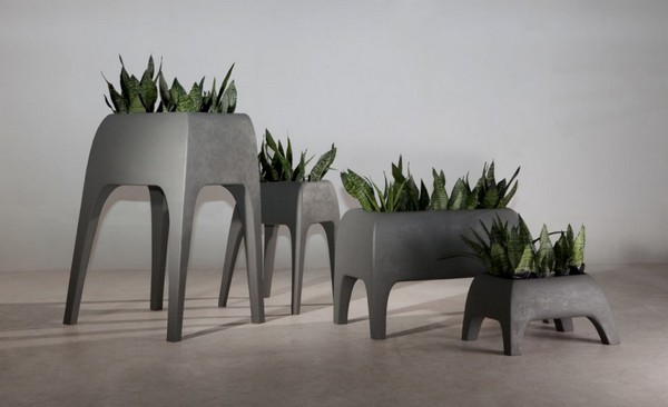 Safari Planters (2)