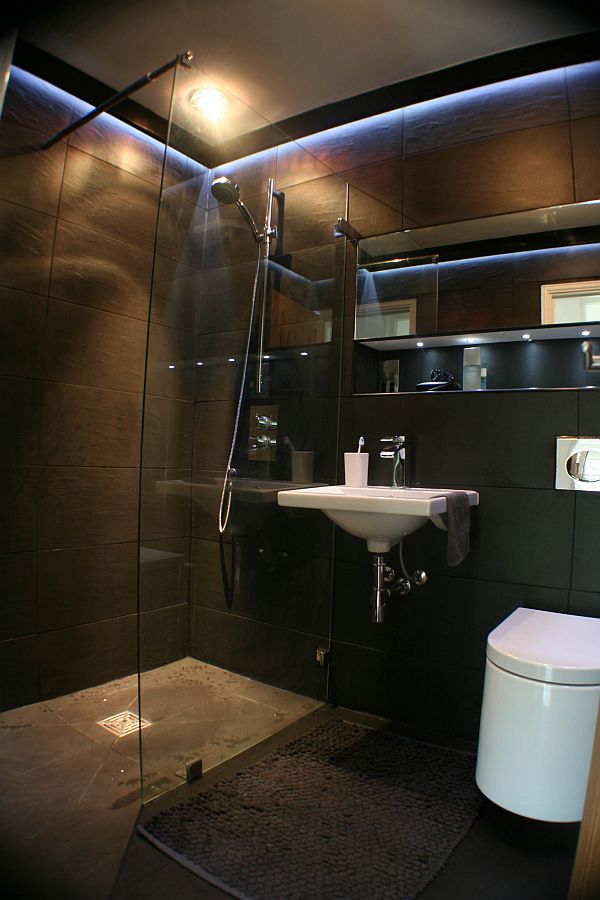 Contemporary Shower Wet Room