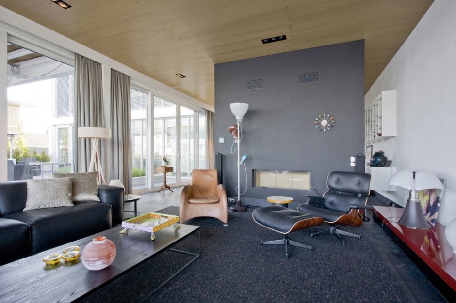 Steel Steady House cool living room idea