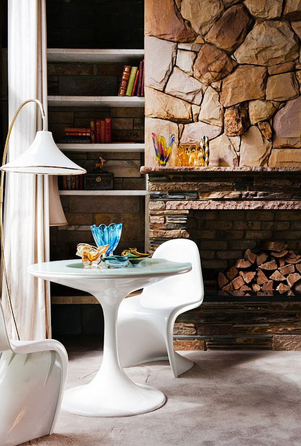 Melbourne vintage house 2 – relaxing space with fireplace