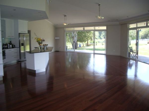 rotating house – large rounded living room