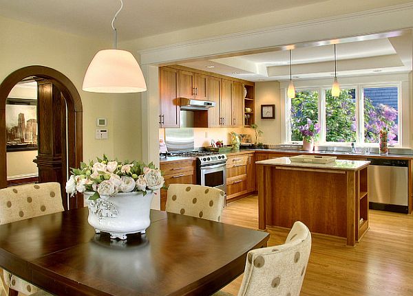 traditional dining area with beautiful flower arrangements