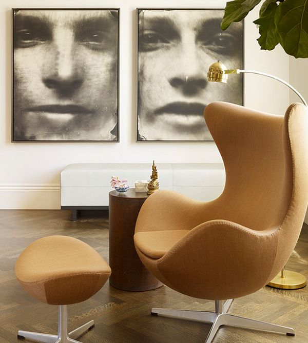 Elegant floor lamp next to the Egg chair creates a cool and ergonomic sitting area