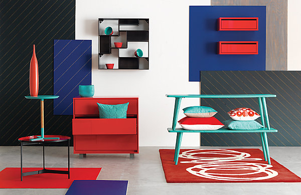 Red and blue finds from CB2