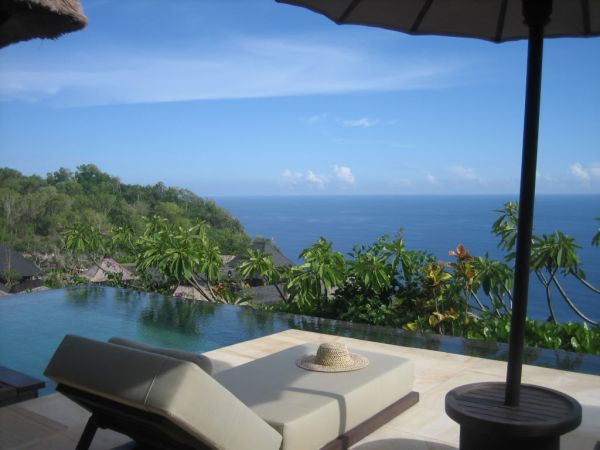 Gorgeous 360-degree views of the Indian Ocean
