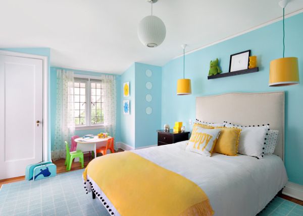 Kids’ bedroom with refreshing yellow pendant lights