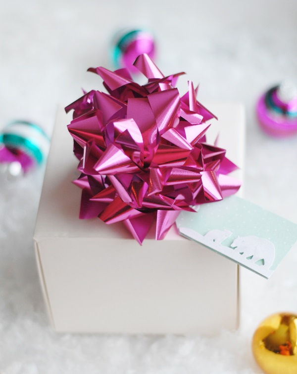 Holiday gift bow idea
