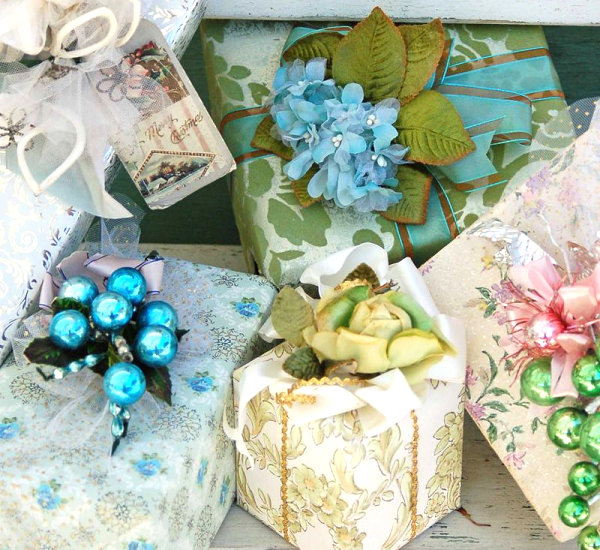 Vintage indie gift wrap idea