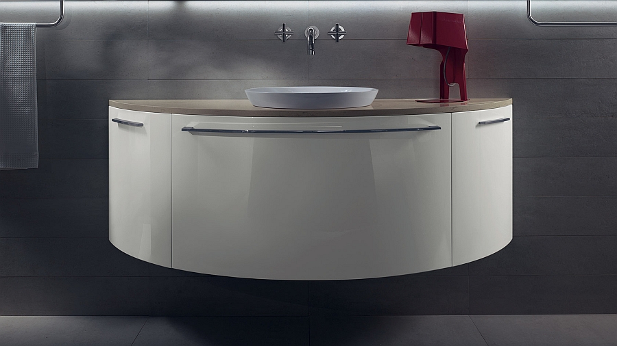 Blending different textures to create unqiue bathroom