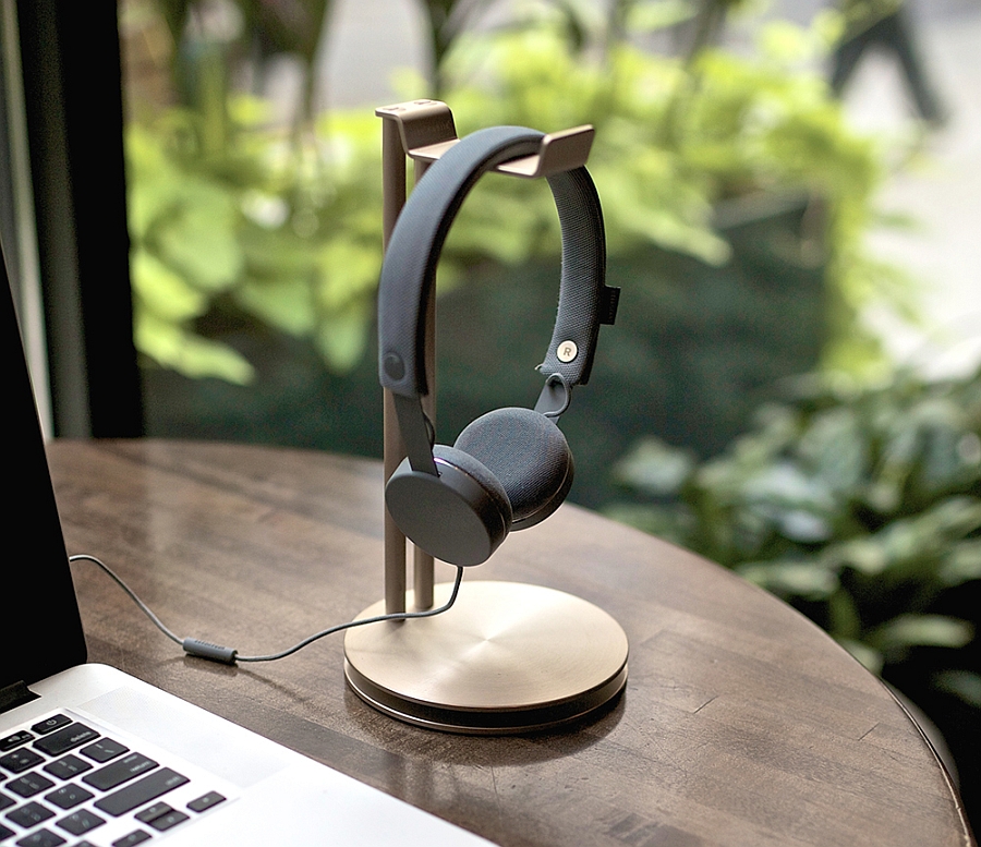 Smart and limited edition headphone hanger adds style and practicality to your desk