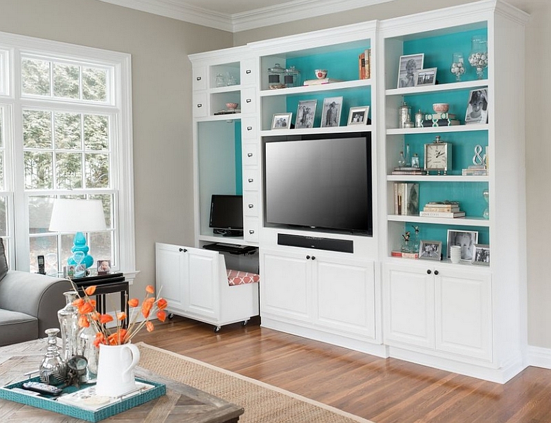 Stylish and versatile corner workspace in the living room