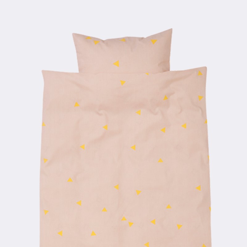 Triangle-motif bedding from Ferm Living