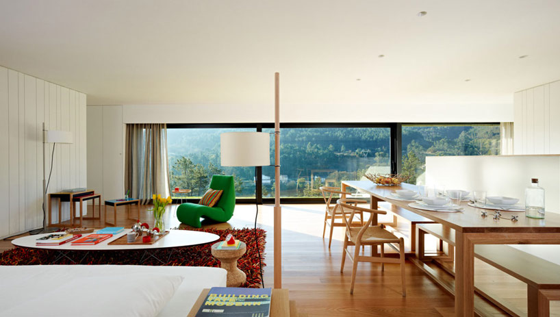 Beautiful and elegant interior of the Mino River House