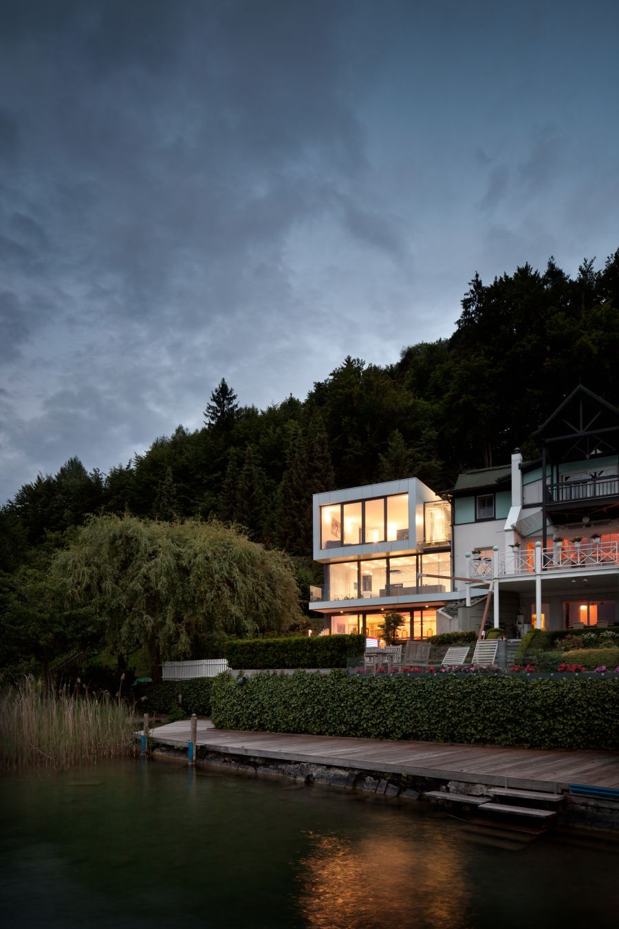 Gorgeous lakeside house after sunset