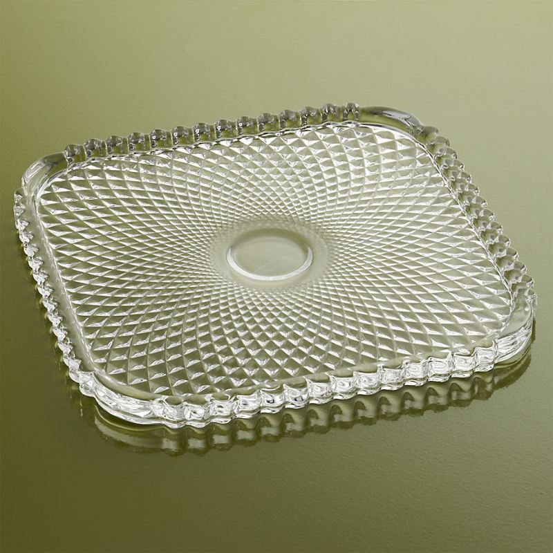 Multifaceted glass plate from CB2
