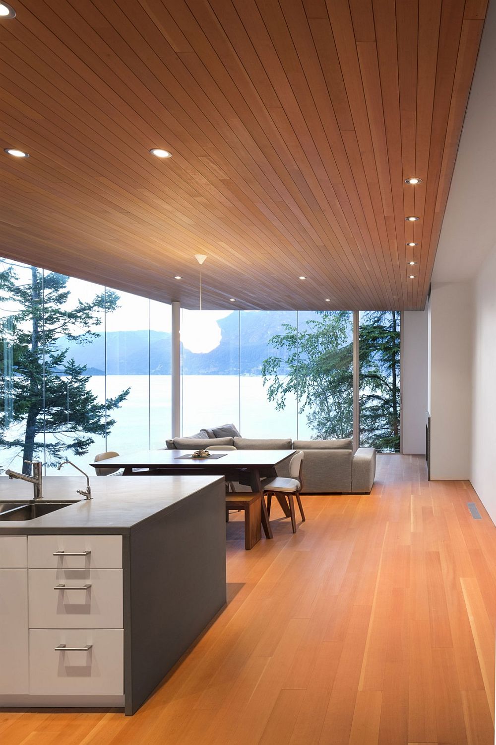 Open floor kitchen and living area