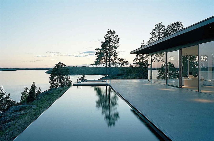 Stunning Lakeside home designed by John Robert Nilsson