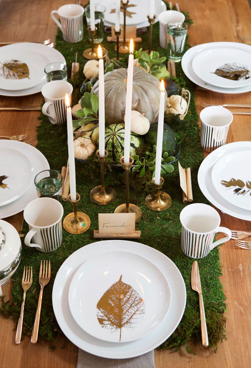 Moss table runner