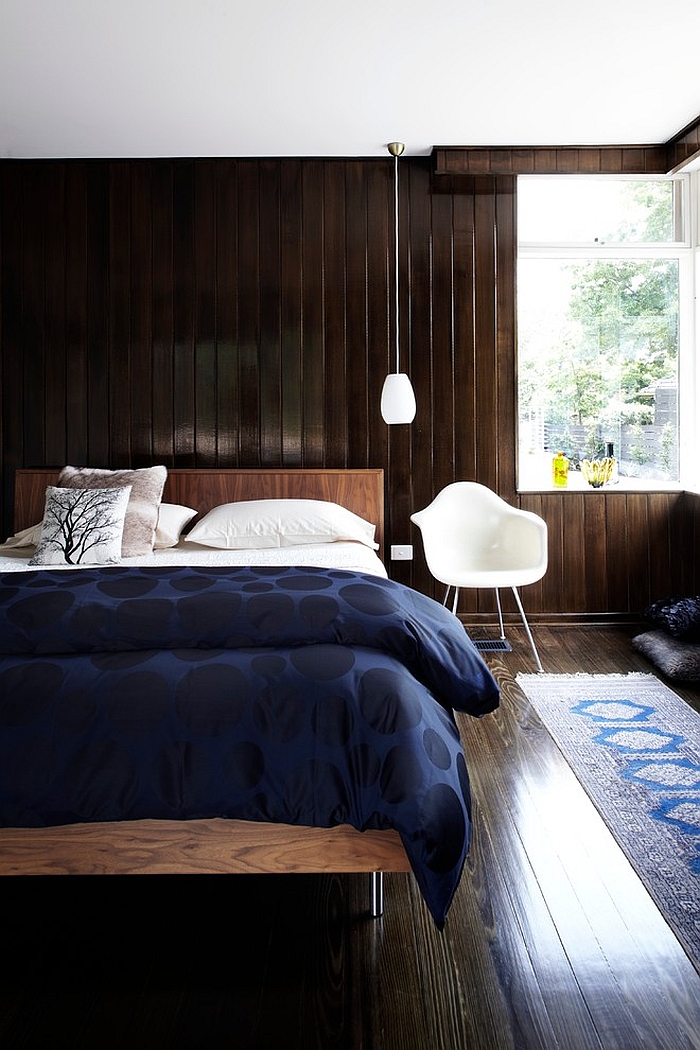 A simple way to bring in the blues – Cozy bedding for the chilly days ahead!