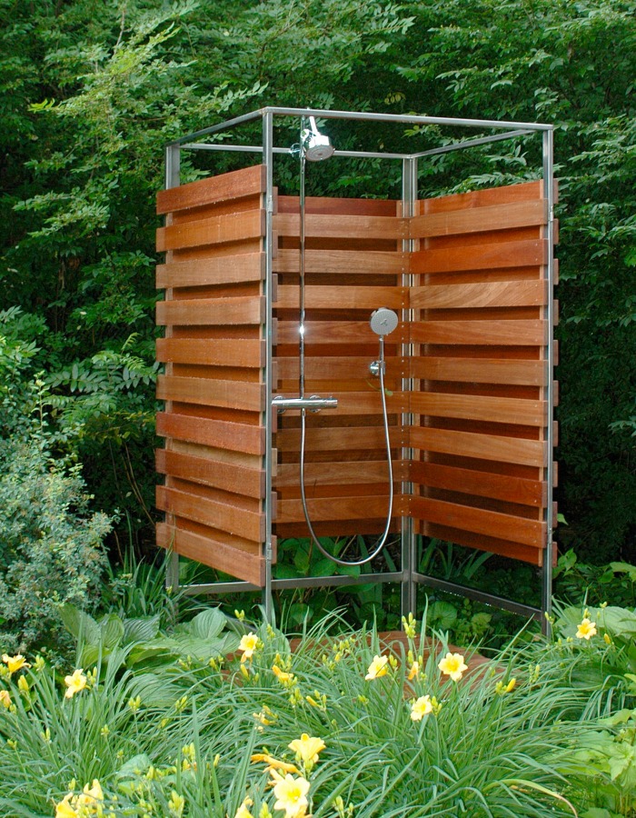 A shower among the flowers: Totally decadent