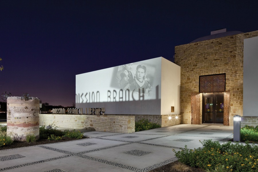 This library is in keeping with Texas style