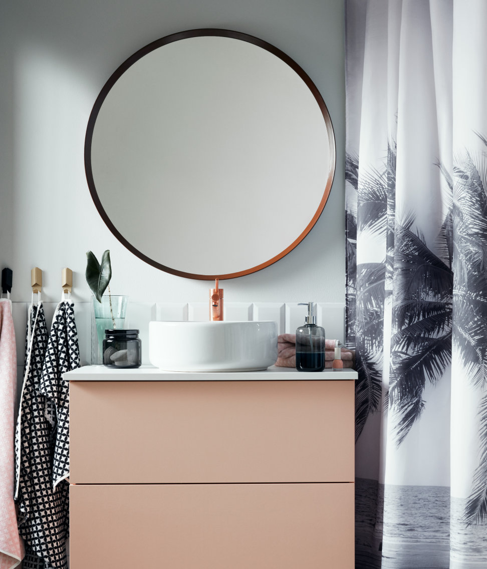 Tropical shower curtain from H&M Home