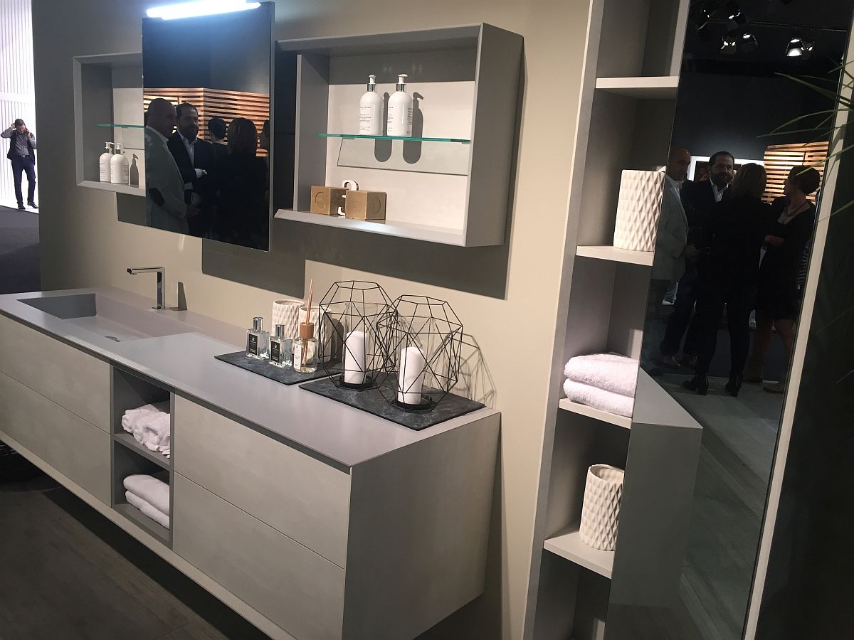 Fabulous modern bathroom vanity by Puntotre