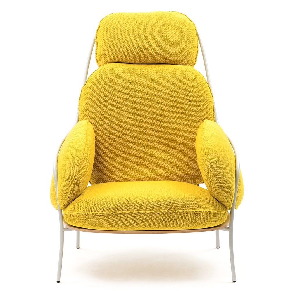 With its brilliant yellow cushions, tubular metal frame and wood seat, the somewhat eccentric Paffuta chair, designed by Luca Nichetto, is shaped to support different parts of the body. Image © 2016 Discipline.