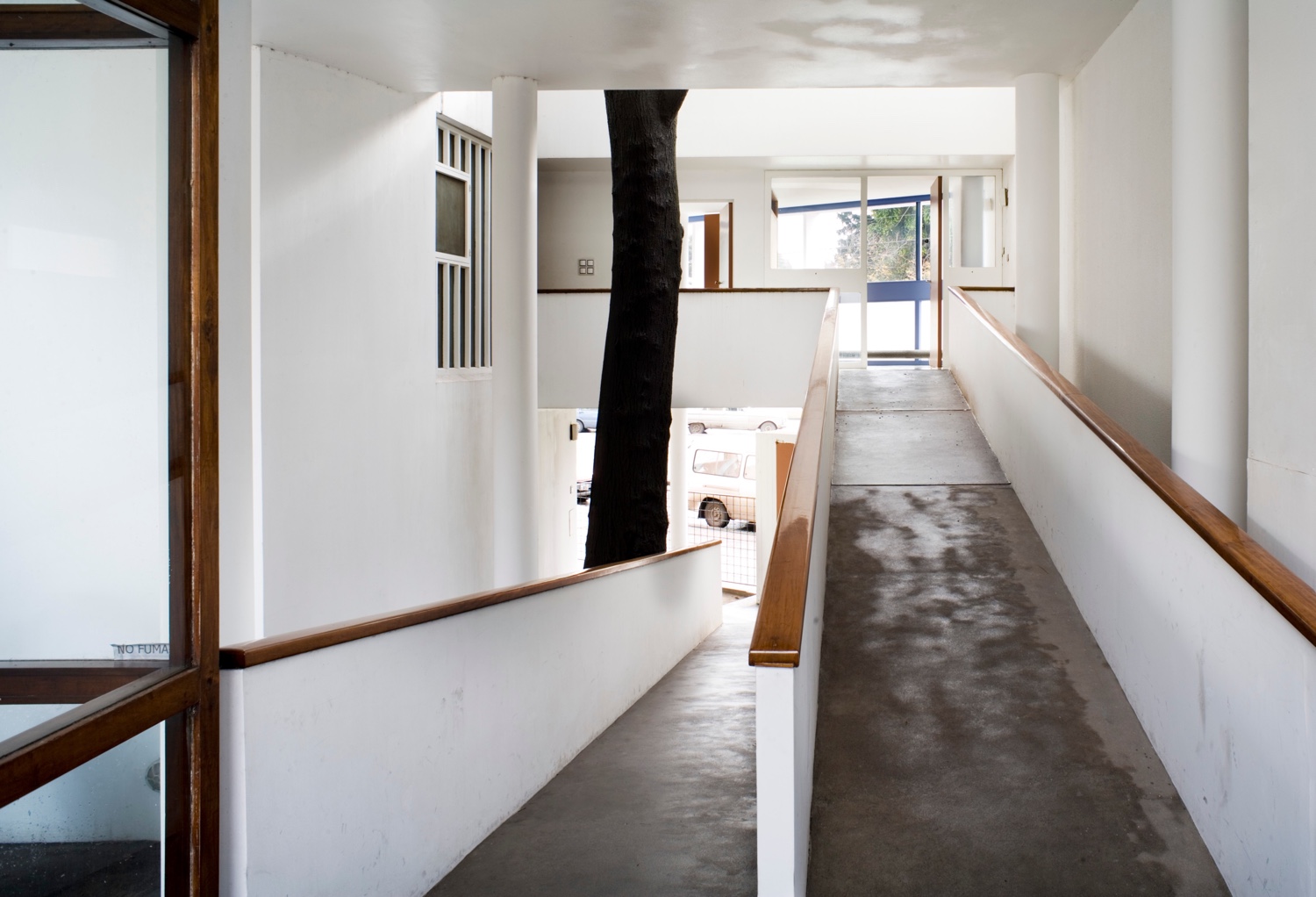 Ramp at Maison Curutchet. Photo by Oliver Martin-Gambier © FLC/ADAGP.
