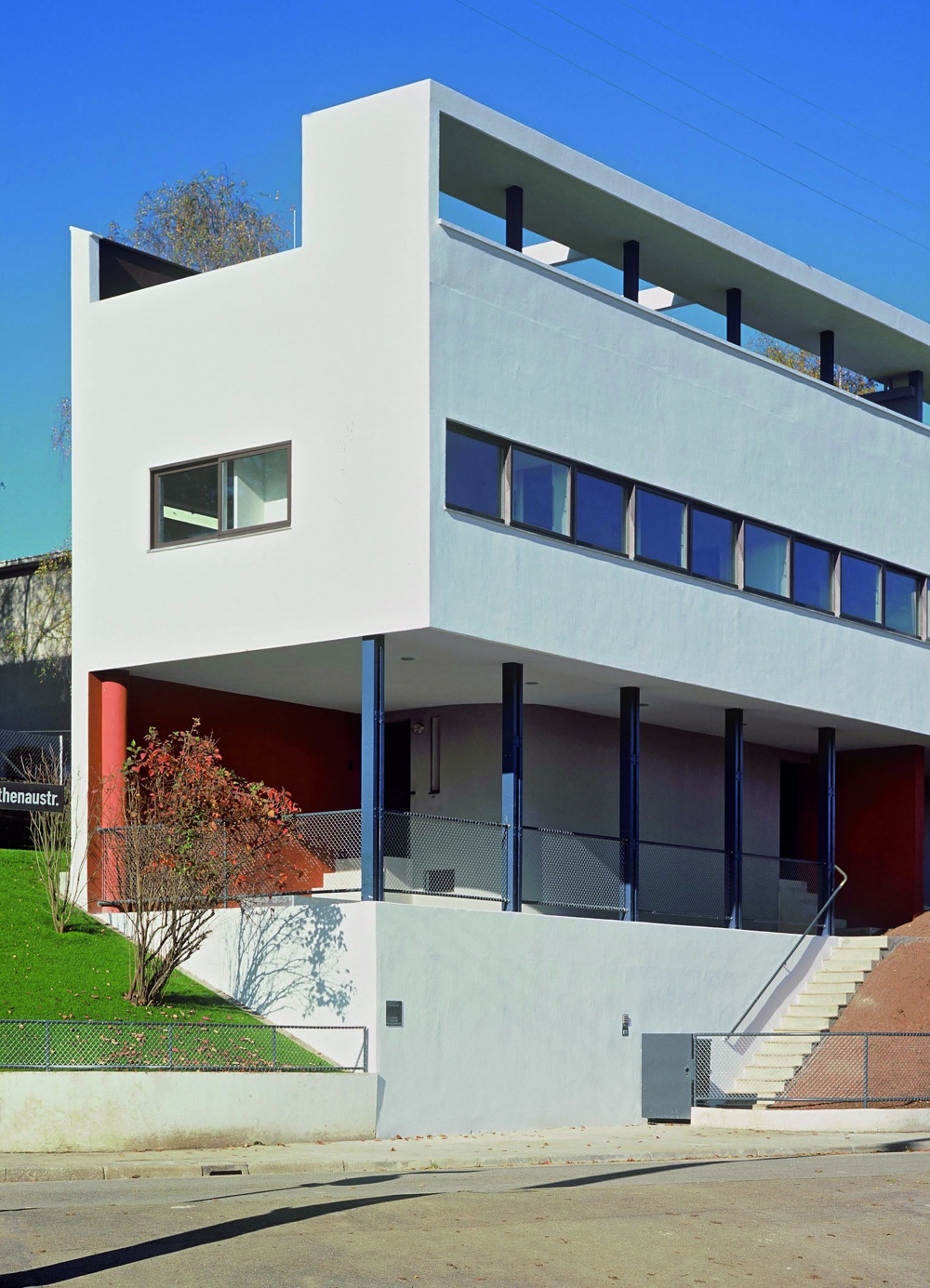 Twin houses at Weissenhof Estate, Stuttgart, Germany, 1927. Photo by Thomas Wolf © FLC/ADAGP.