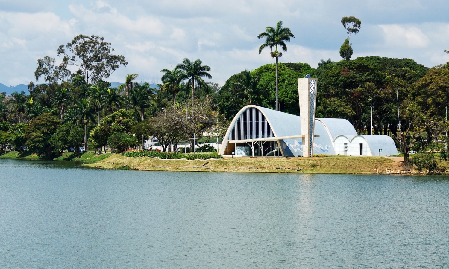 Church of St. Francis de Assisi (Igreja de São Francisco de Assis). Photo © 2016 Guardian News and Media Limited.