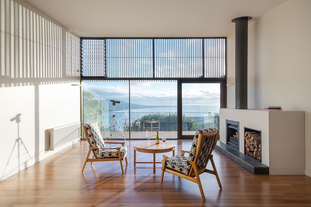 Living area of the family residence on the bech in Australia