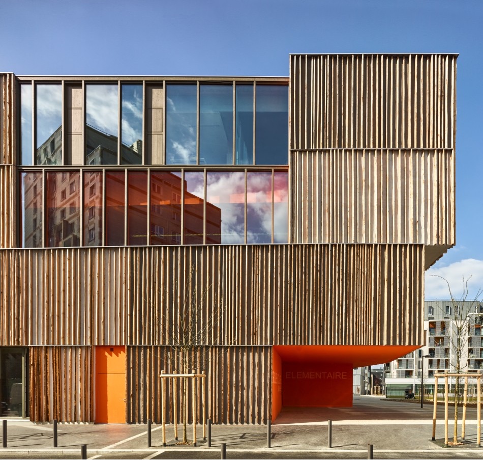 Simone Veil group of schools wood facade