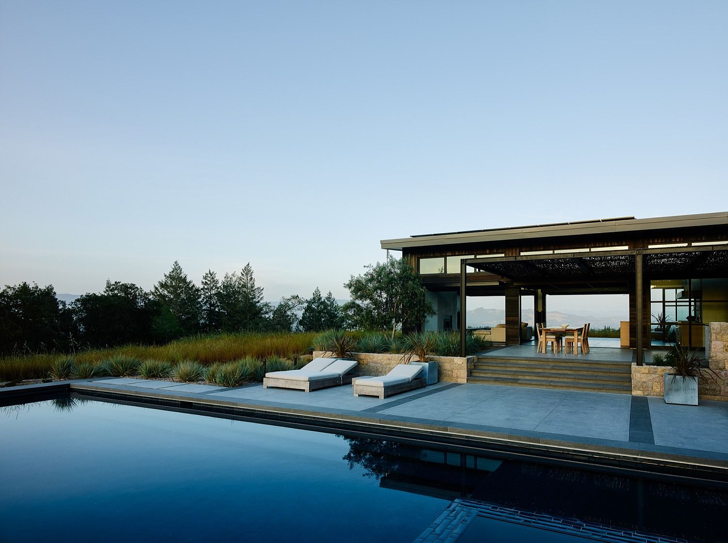 Refreshing pool and outdoor hangout becomes a part of the interior
