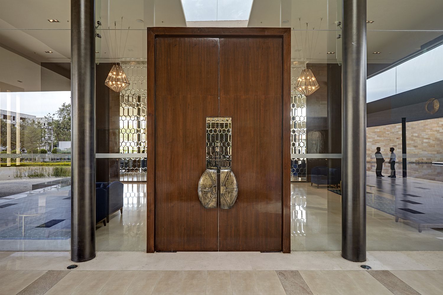 Entrance and lobby of Hotel Dasavatara