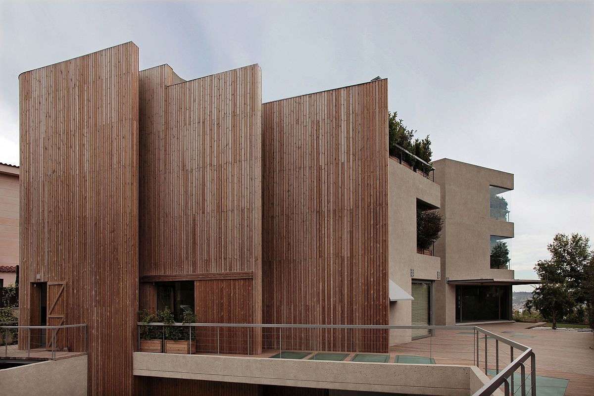 Dashing wooden walls places to keep out noise