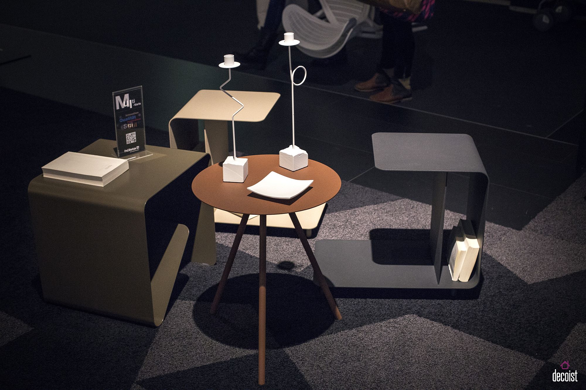Minimal and contemporary end tables from Hulsta