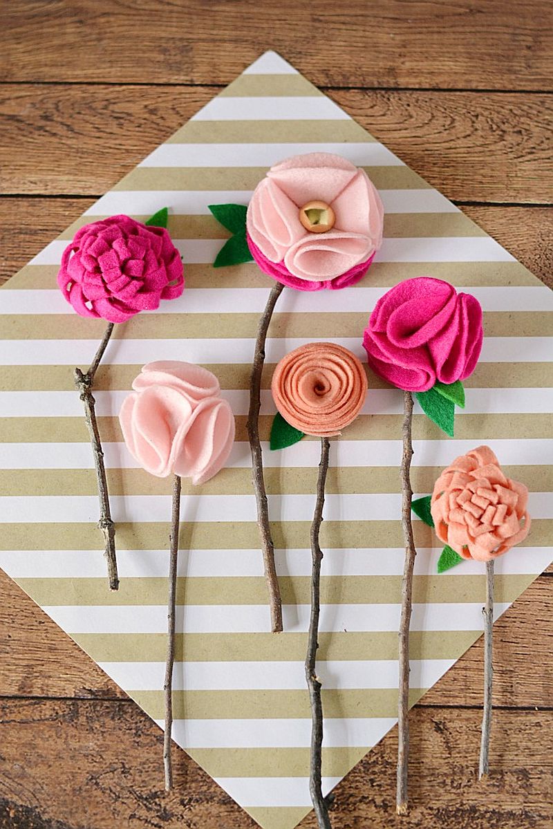 DIY Felt flowers for Valentine’s Day