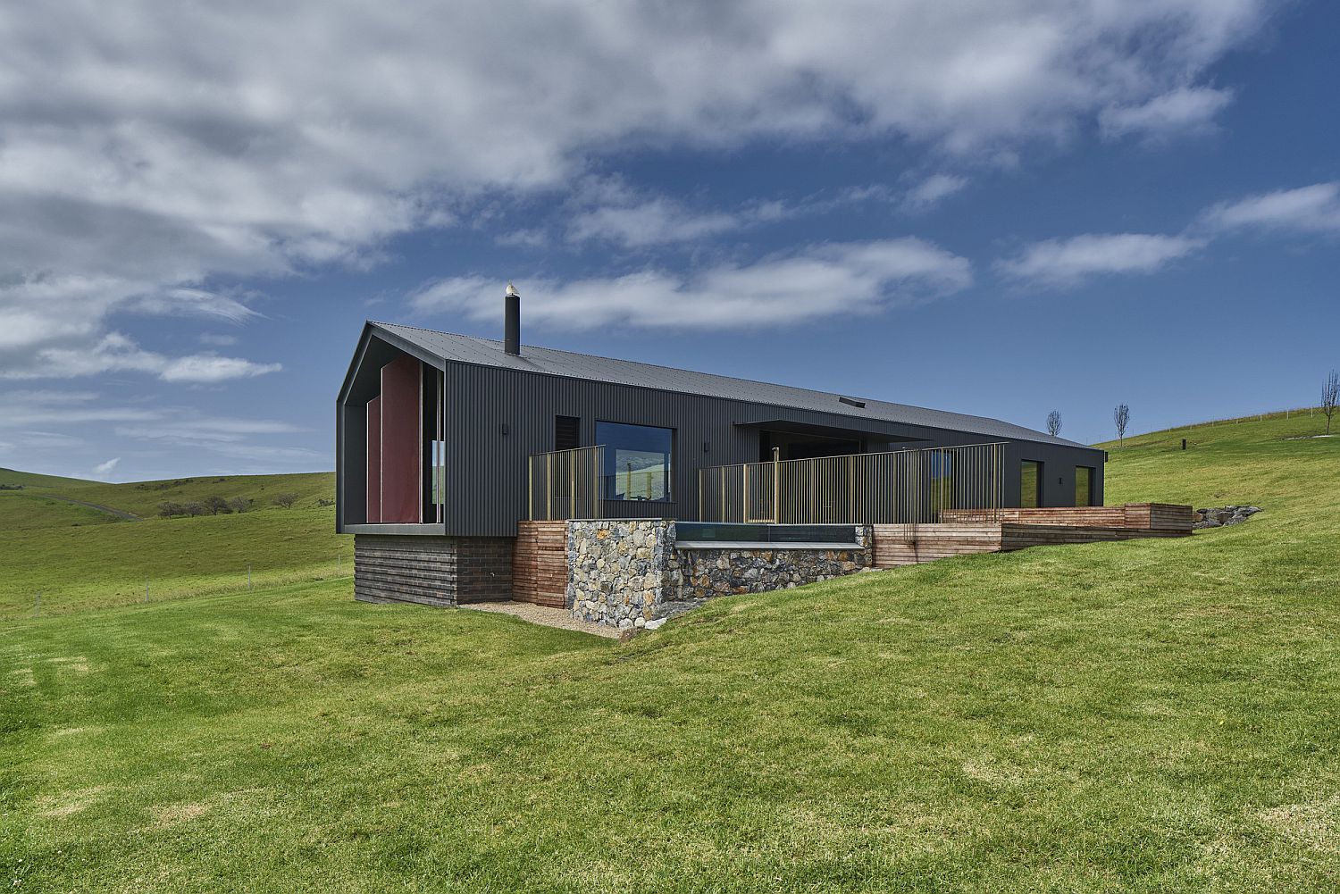 Exterior of the Aussie retreat combines different materials