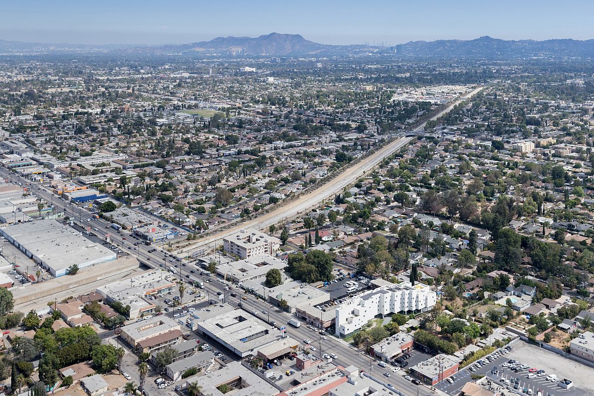 View of the arched apartment complex in LA from above
