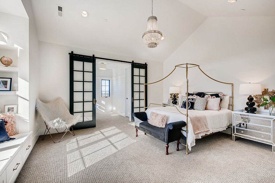Thin metal frame bed with golden finish for the farmhouse style bedroom in white