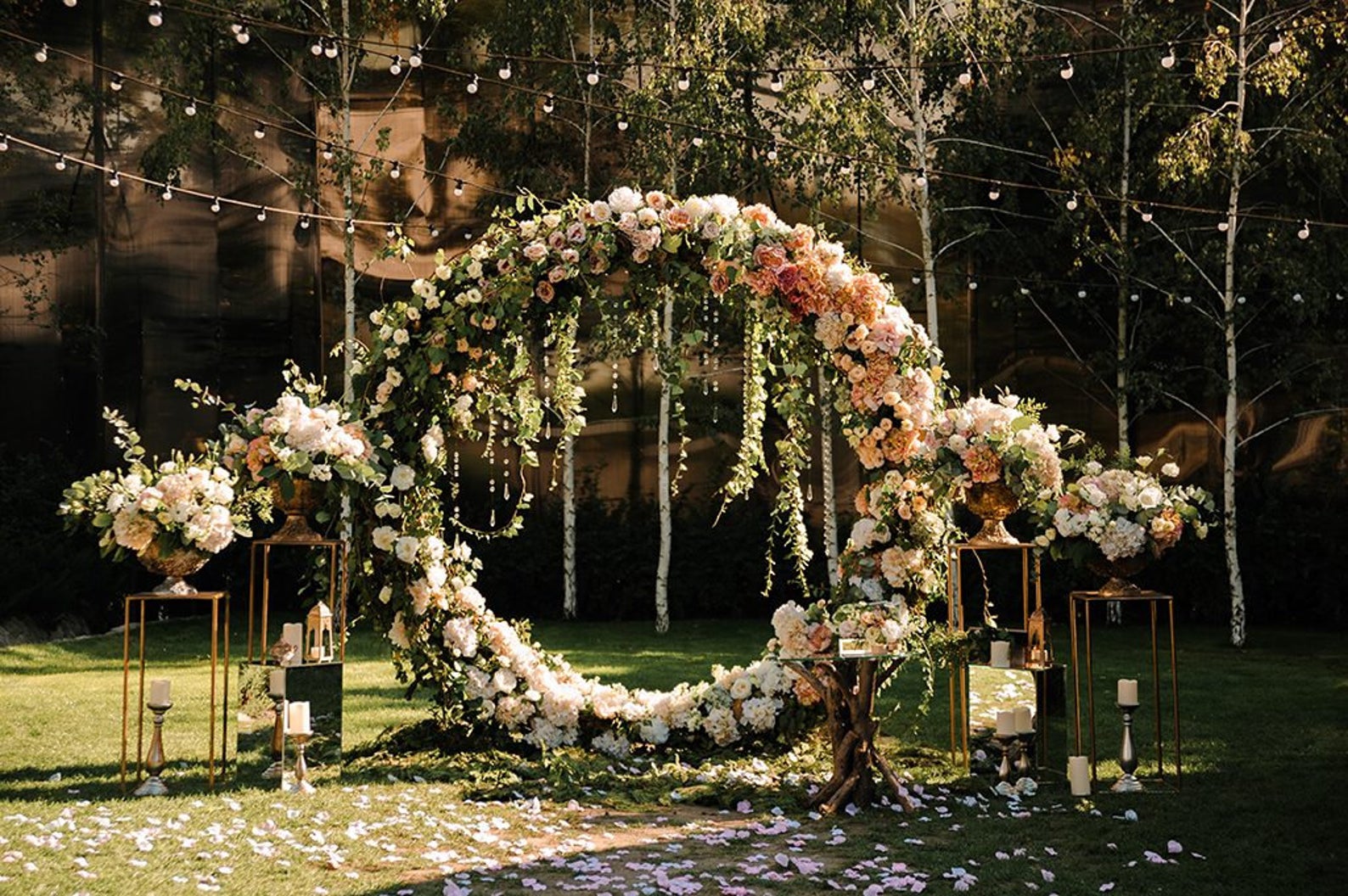 Forged metal circular arch from Etsy shop Wood & Craft