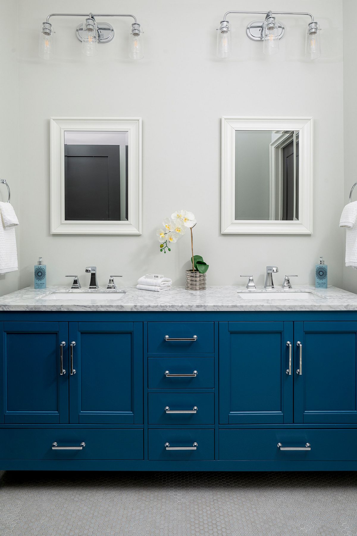 Embracing Color of the Year: 20 Lovely Bathroom Vanities in Blue