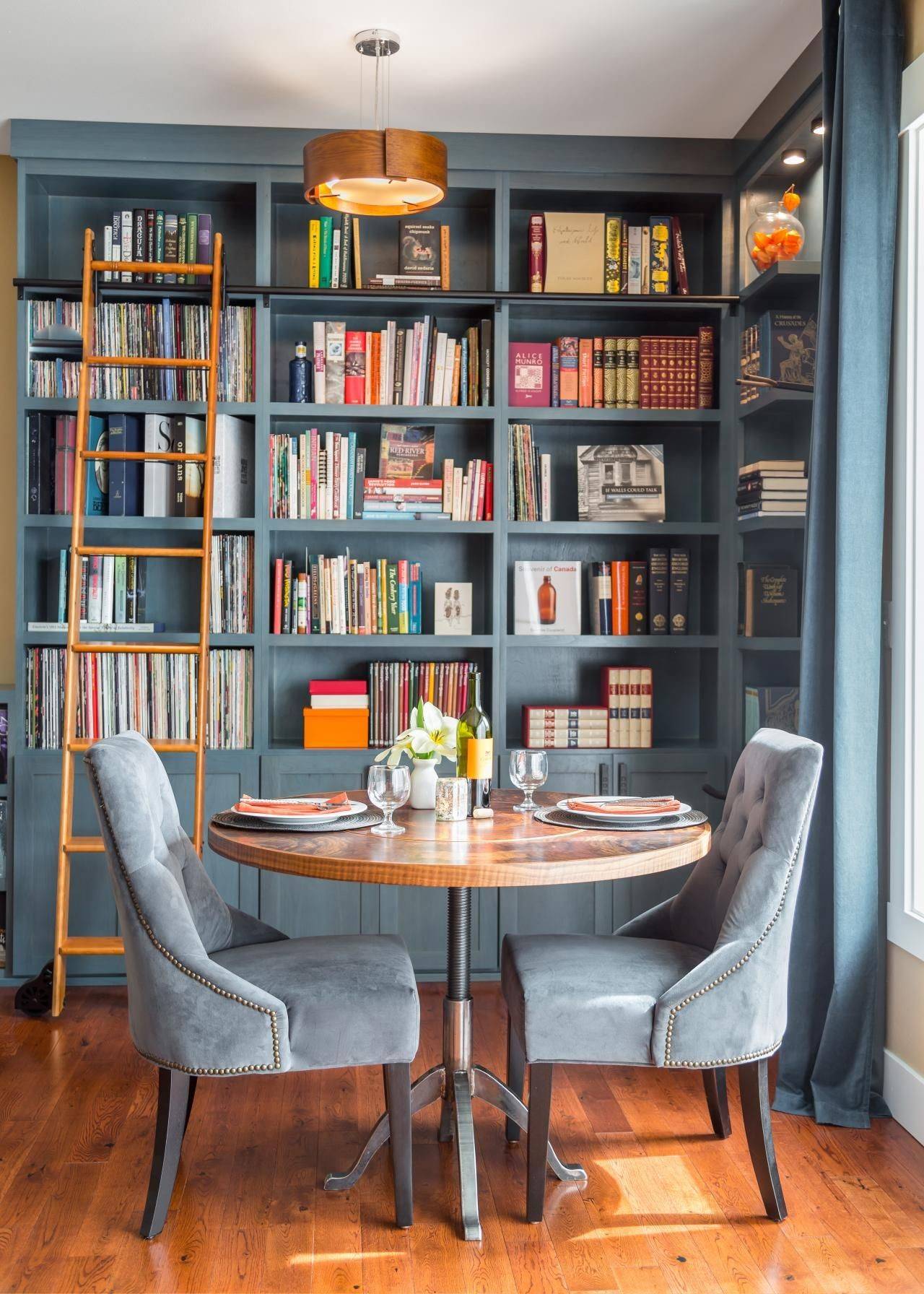 Cozy Breakfast Nooks That’ll Make You Never Want To Eat Out For
Brunch Again