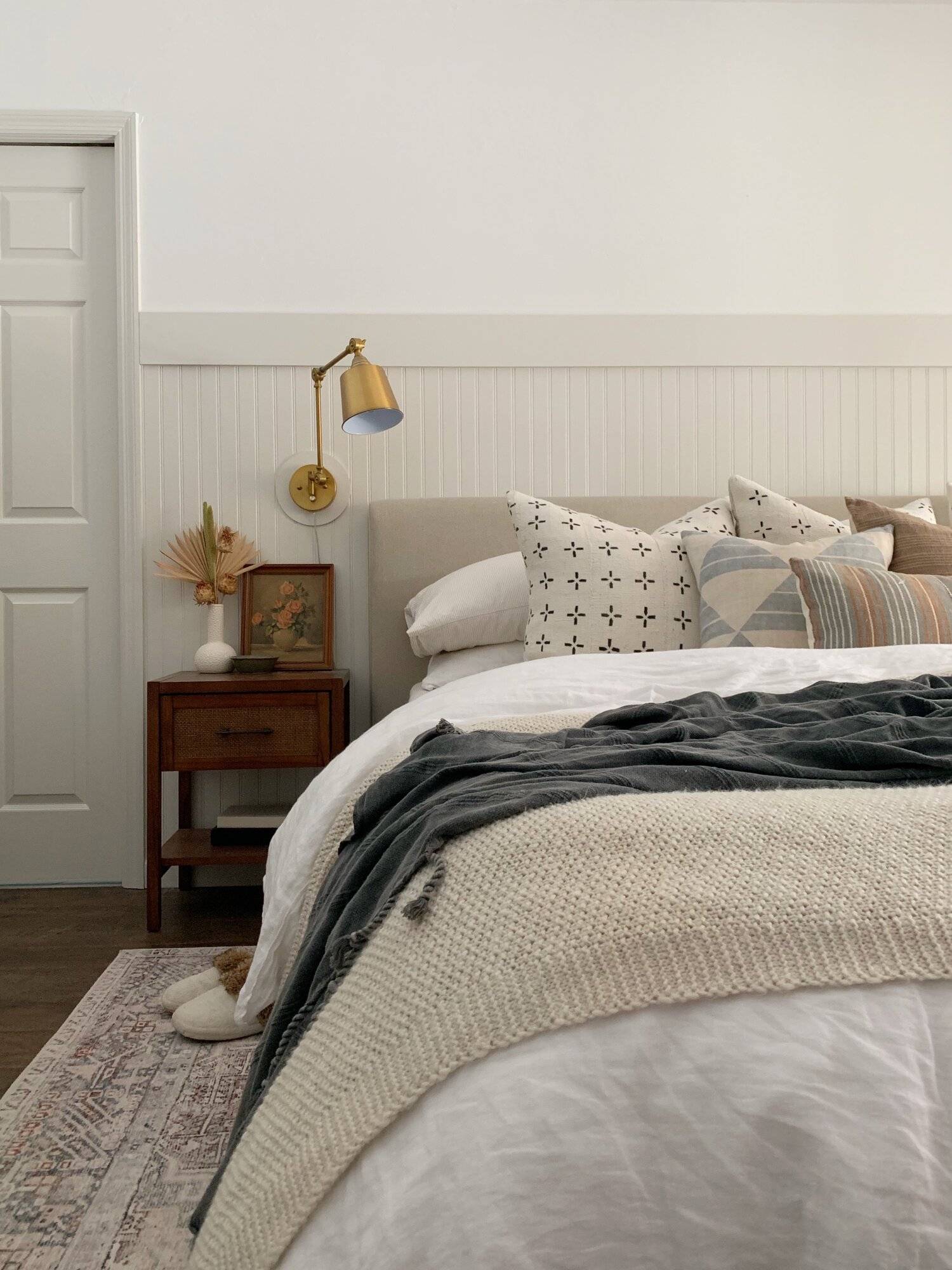 How to Style Your Bed Like an Interior Designer