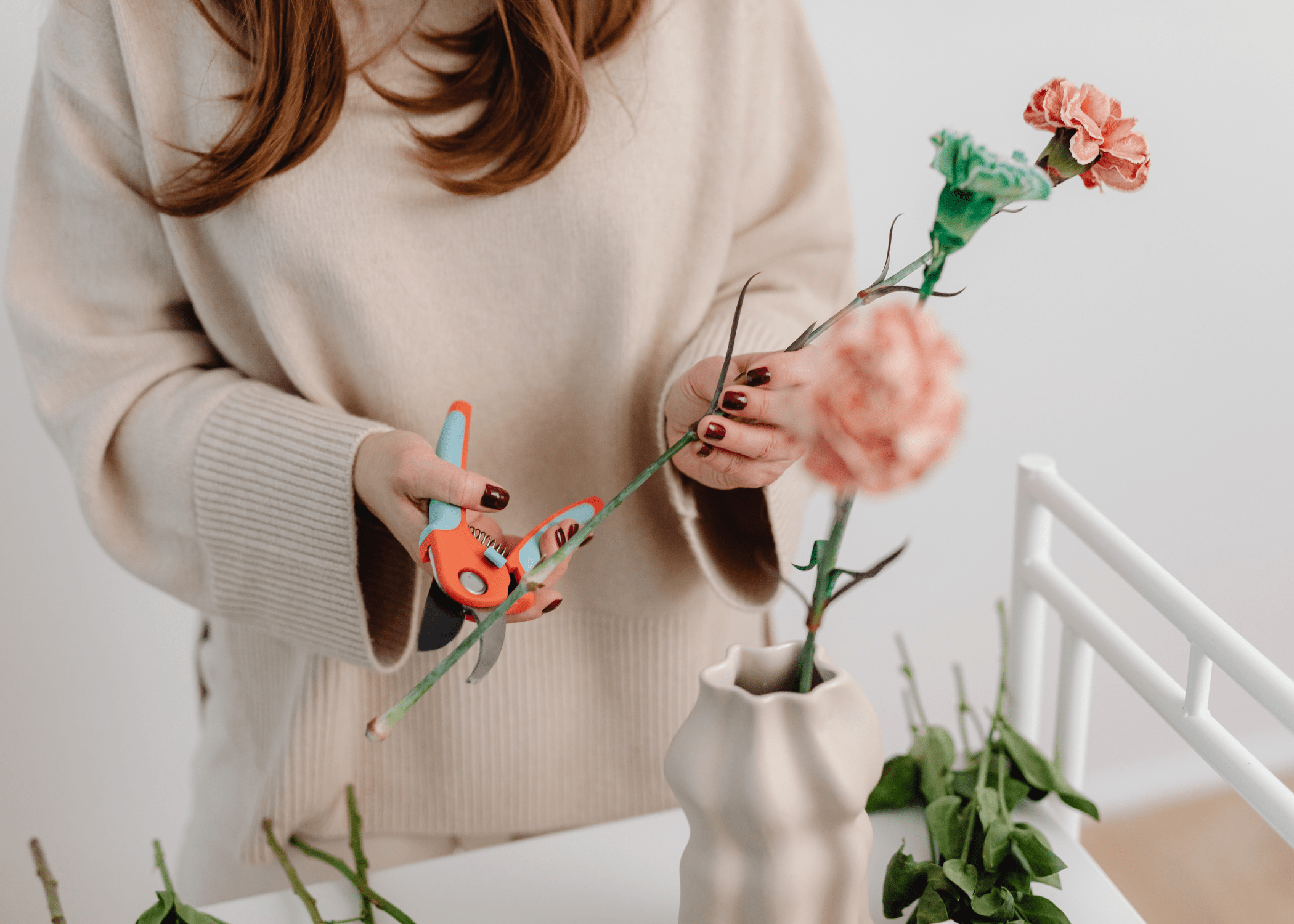 How to Preserve and Style Flowers Within Home Decor